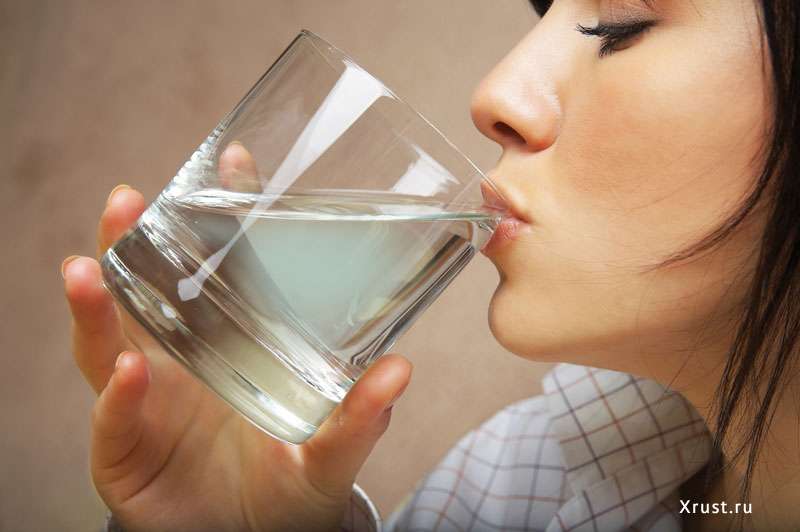 Пить или не пить воду перед сном? В каком случае вы будете спать крепче?
