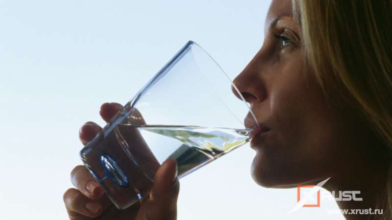 Противопоказания: привычка выпивать стакан воды утром